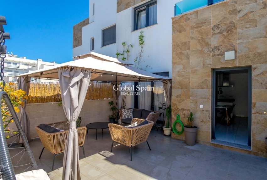 Wiederverkauf - HAUS -
ALICANTE - Costa Blanca Sur