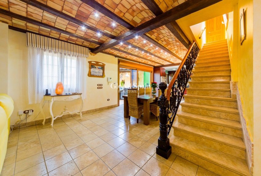 Wiederverkauf - HAUS -
ALMORADÍ - Camino De Catral