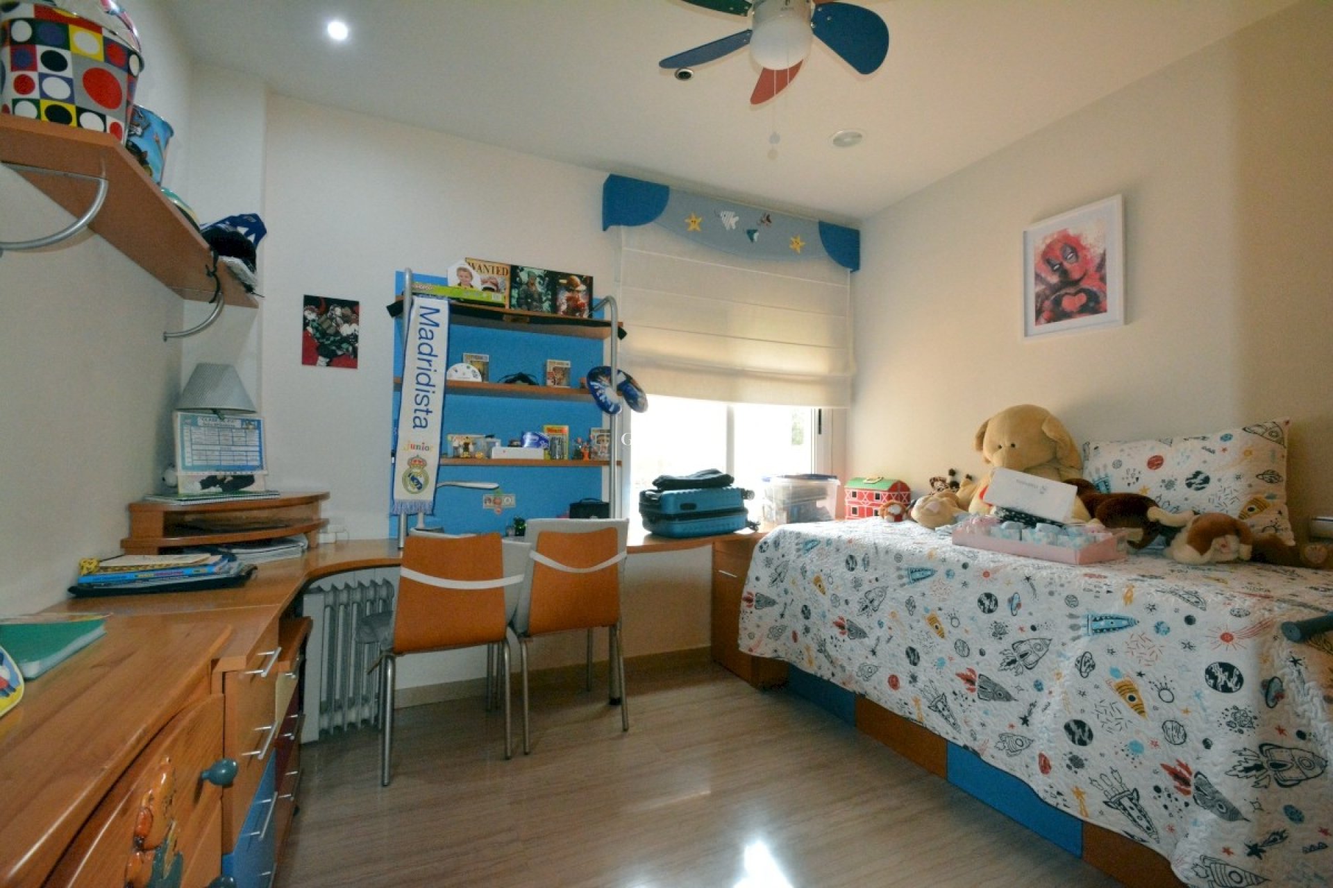 Wiederverkauf - HAUS -
ALMORADÍ - Inland