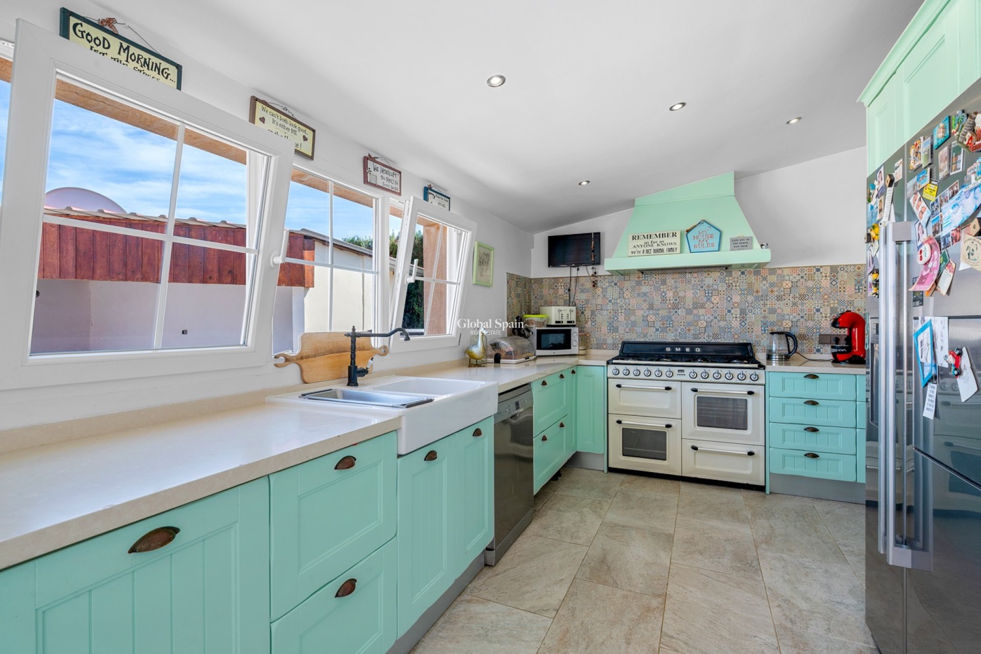 Wiederverkauf - HAUS -
ALMORADÍ