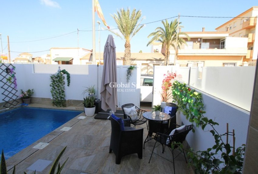 Wiederverkauf - HAUS -
AVILESES - Costa Calida