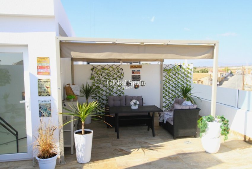 Wiederverkauf - HAUS -
AVILESES - Costa Calida