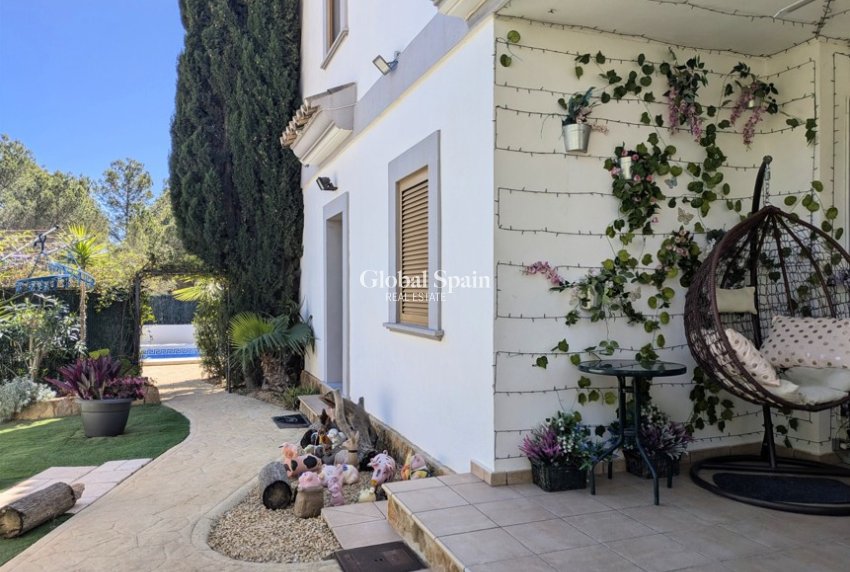 Wiederverkauf - HAUS -
BENIDORM - Costa Blanca