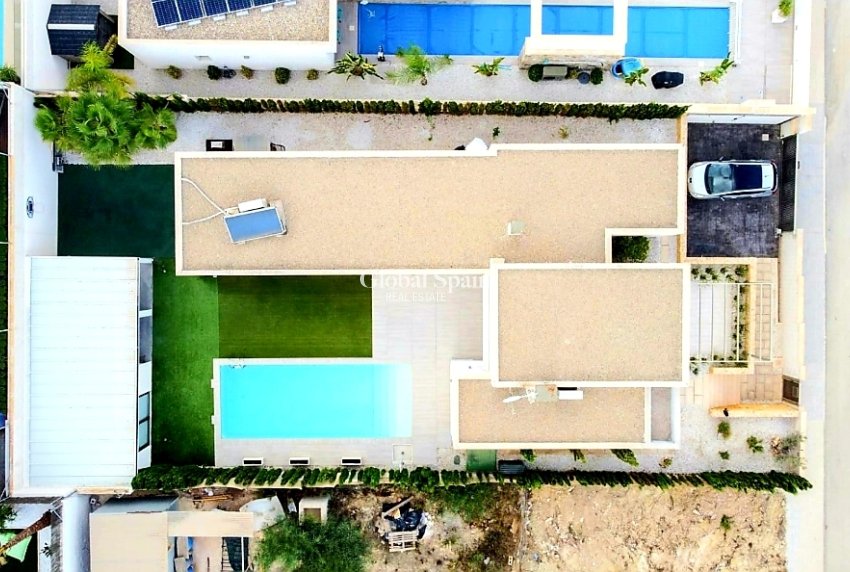 Wiederverkauf - HAUS -
BENIJÓFAR - Costa Blanca