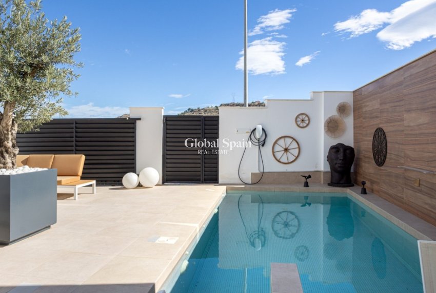 Wiederverkauf - HAUS -
BENIJÓFAR - Costa Blanca