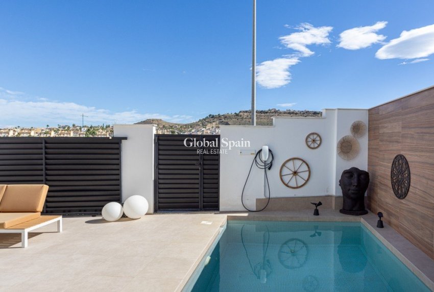 Wiederverkauf - HAUS -
BENIJÓFAR - Costa Blanca