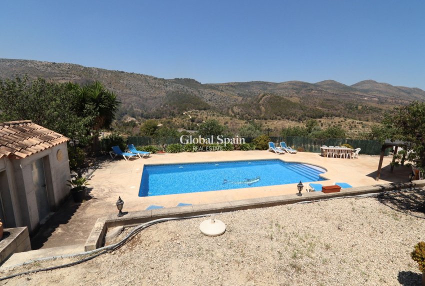 Wiederverkauf - HAUS -
BENISSA - Costa Blanca