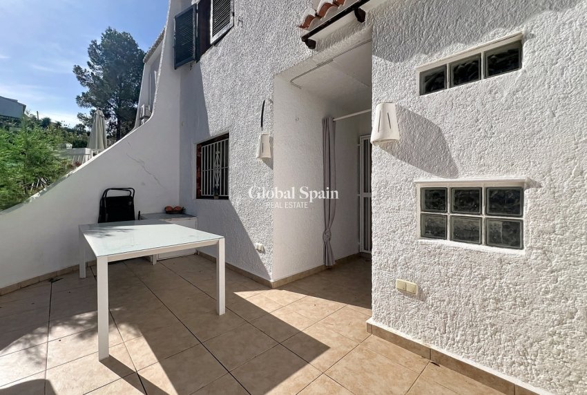 Wiederverkauf - HAUS -
BENISSA - Costa Blanca