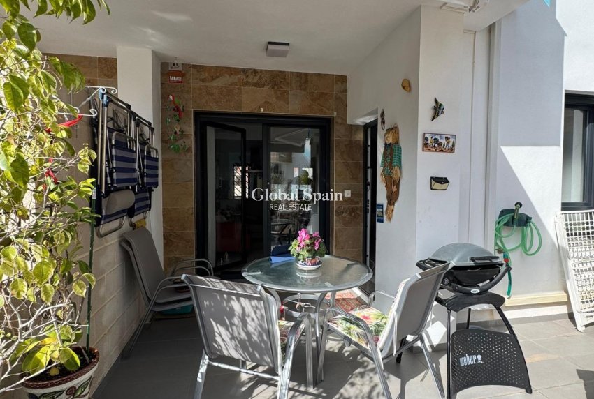 Wiederverkauf - HAUS -
BIGASTRO - Comunidad Valenciana