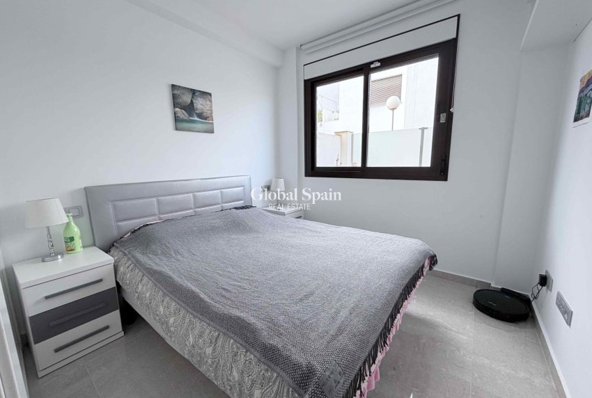 Wiederverkauf - HAUS -
CABO ROIG - Costa Blanca