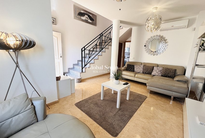 Wiederverkauf - HAUS -
CABO ROIG - Costa Blanca