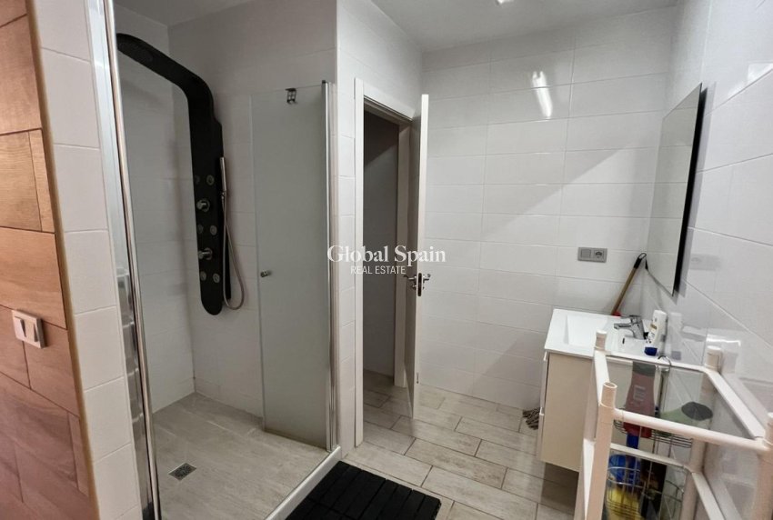 Wiederverkauf - HAUS -
CABO ROIG - Costa Blanca