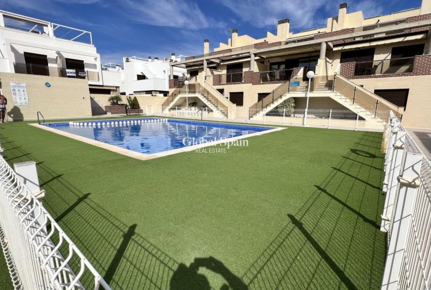 Wiederverkauf - HAUS -
CABO ROIG - Costa Blanca