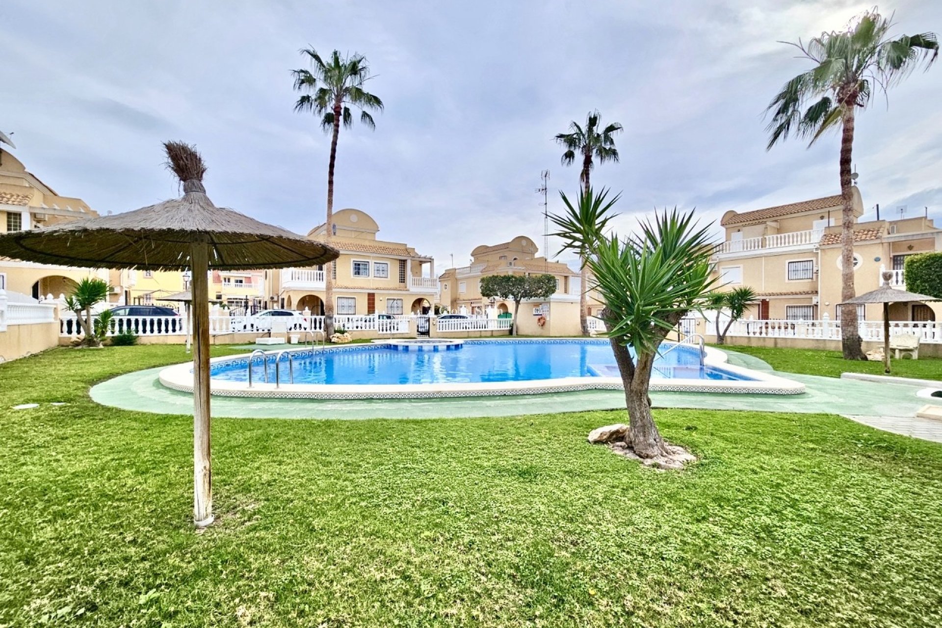 Wiederverkauf - HAUS -
CABO ROIG - Costa Blanca