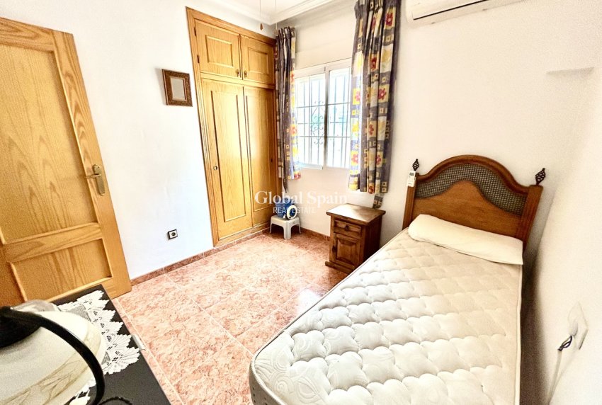 Wiederverkauf - HAUS -
CABO ROIG - Costa Blanca