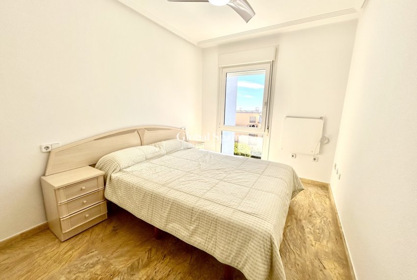 Wiederverkauf - HAUS -
CABO ROIG - Costa Blanca