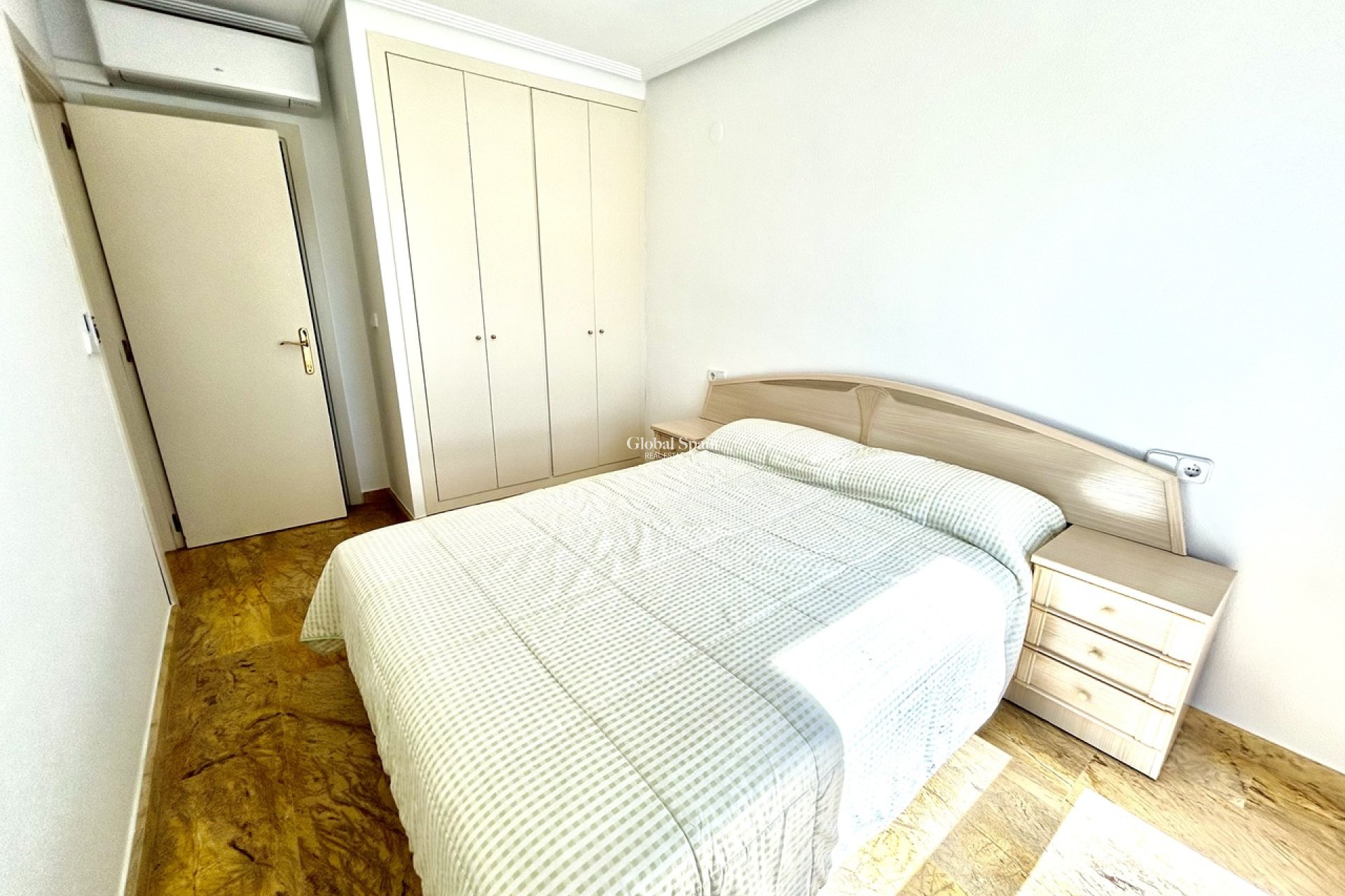 Wiederverkauf - HAUS -
CABO ROIG - Costa Blanca