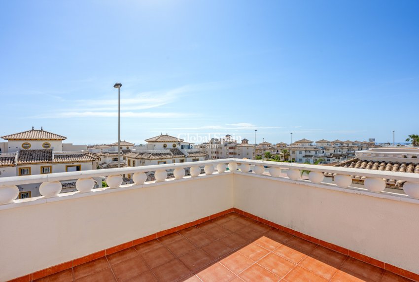 Wiederverkauf - HAUS -
CABO ROIG - Costa Blanca
