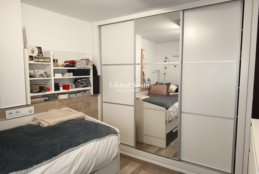 Wiederverkauf - HAUS -
CABO ROIG - Costa Blanca