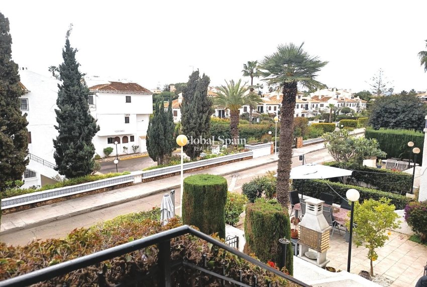 Wiederverkauf - HAUS -
CABO ROIG - Costa Blanca