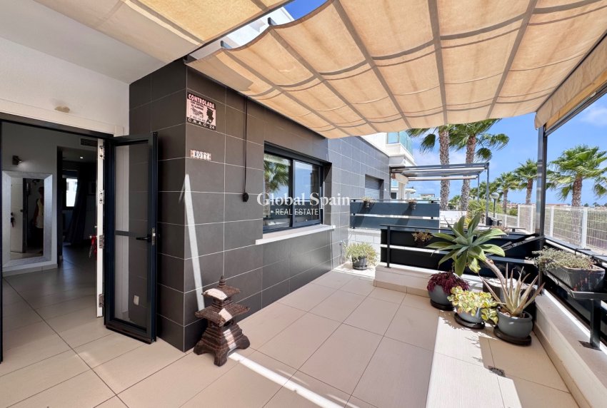 Wiederverkauf - HAUS -
CABO ROIG - Costa Blanca