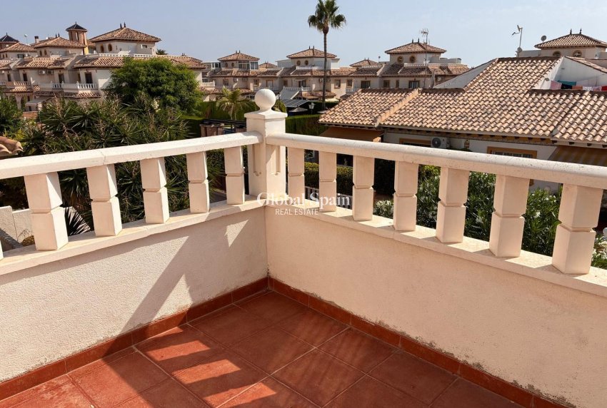 Wiederverkauf - HAUS -
CABO ROIG - Lomas de Cabo Roig