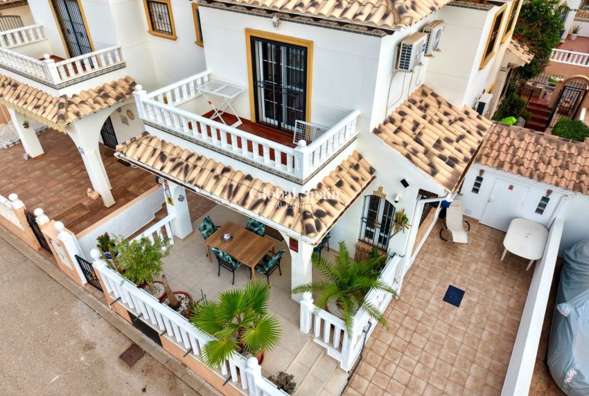 Wiederverkauf - HAUS -
CABO ROIG - Orihuela Costa