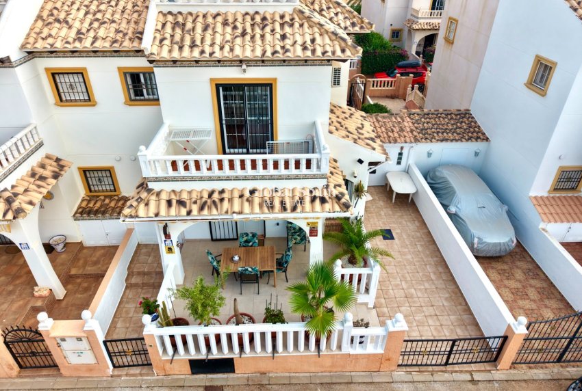 Wiederverkauf - HAUS -
CABO ROIG - Orihuela Costa