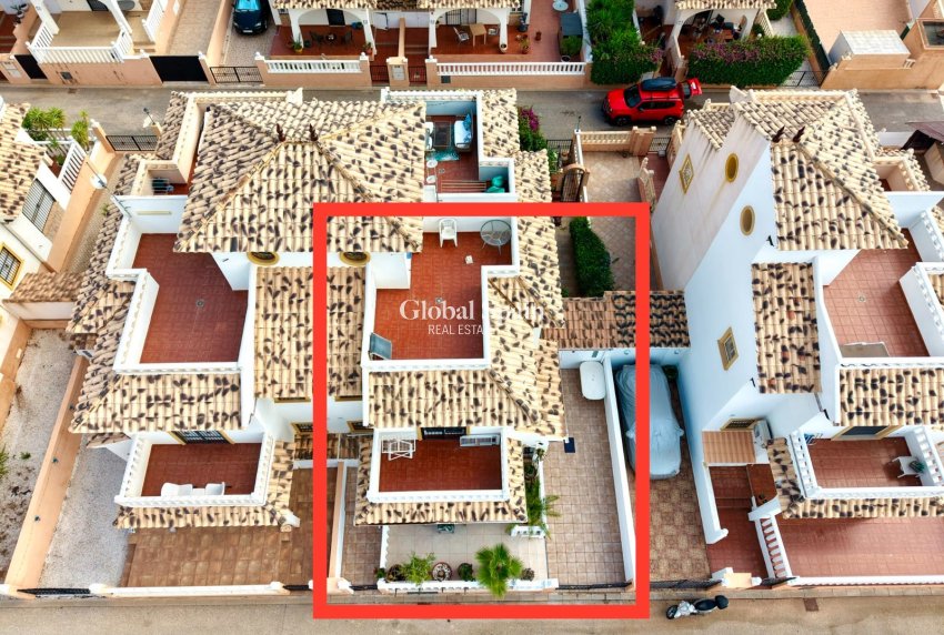 Wiederverkauf - HAUS -
CABO ROIG - Orihuela Costa