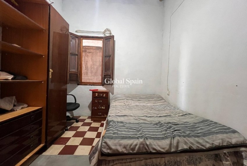 Wiederverkauf - HAUS -
CALLOSA D'EN SARRIÀ - Callosa De Ensarrià