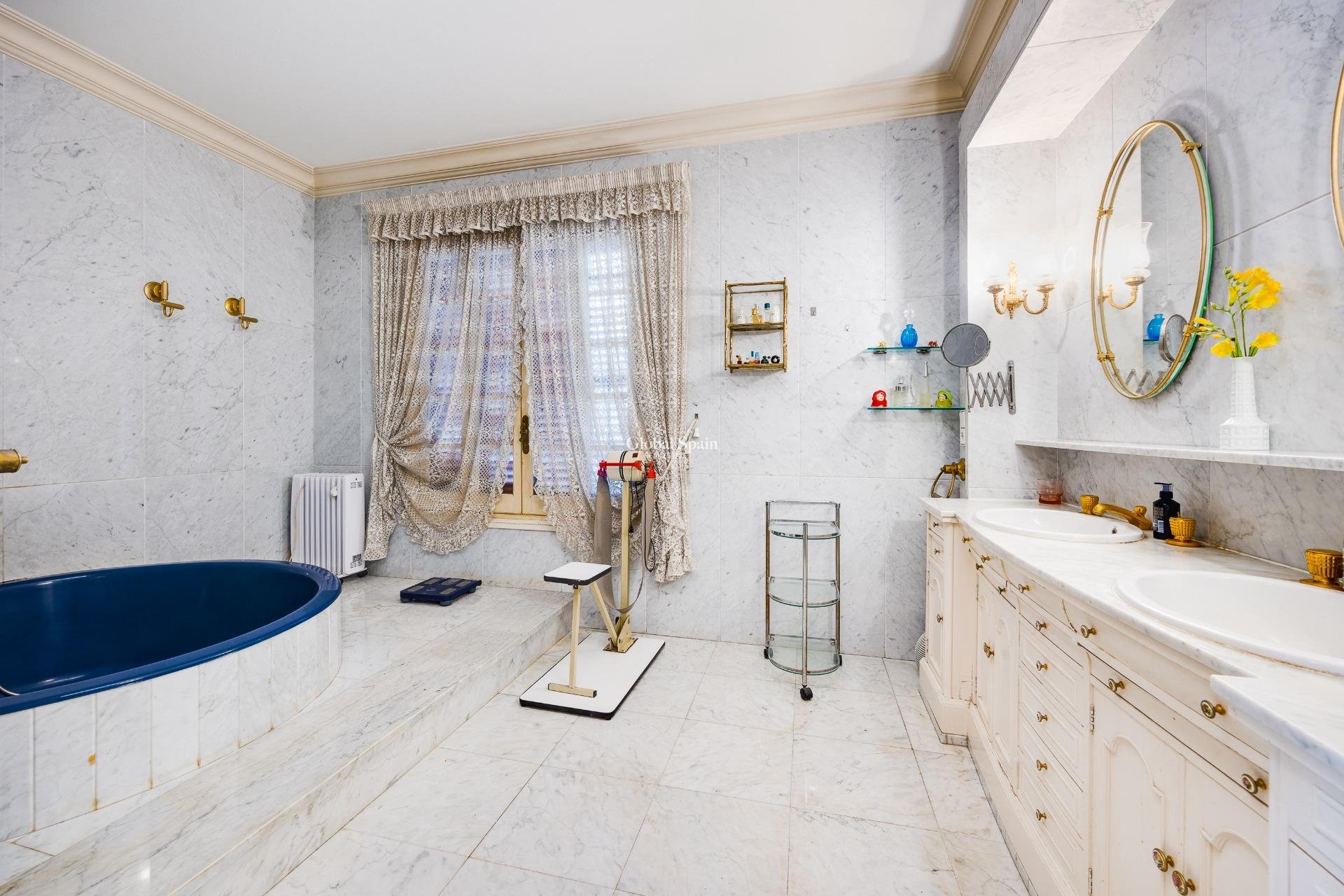 Wiederverkauf - HAUS -
CALLOSA DEL SEGURA - Comunidad Valenciana