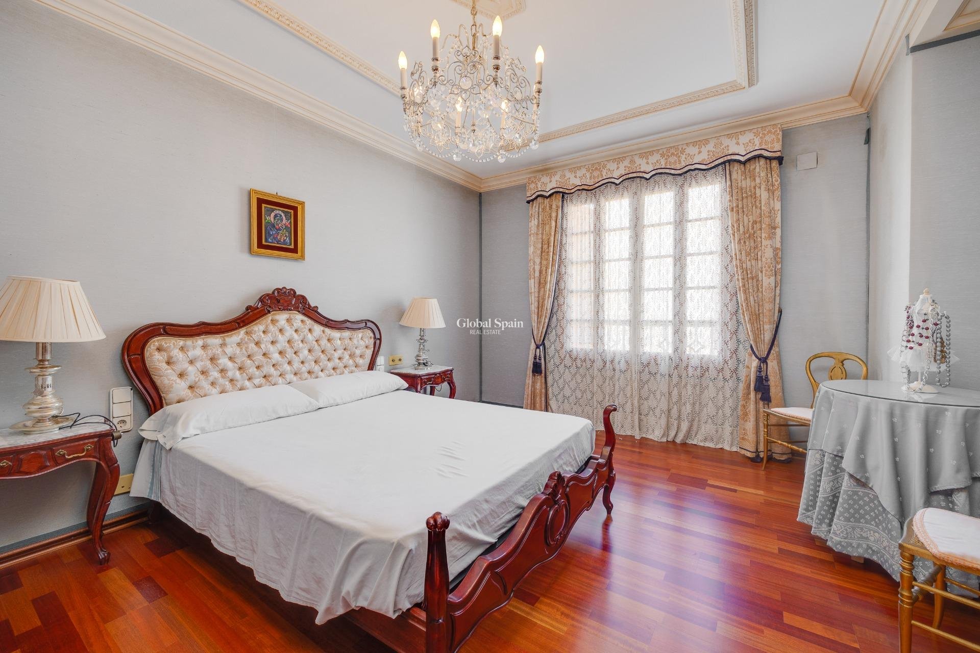 Wiederverkauf - HAUS -
CALLOSA DEL SEGURA - Comunidad Valenciana