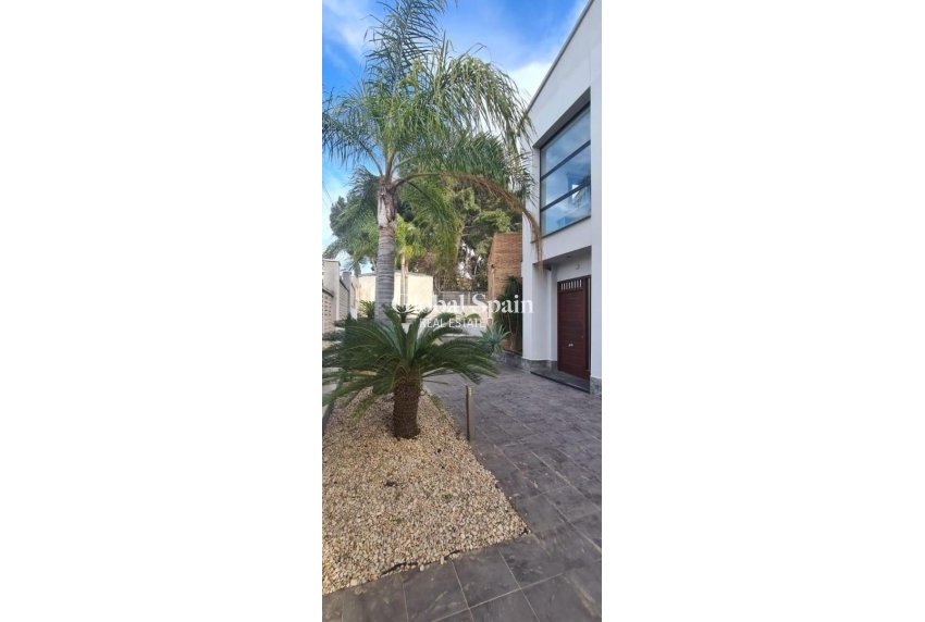 Wiederverkauf - HAUS -
CALPE - Costa Blanca