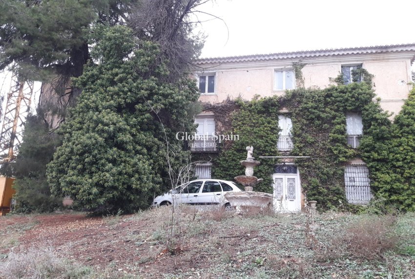 Wiederverkauf - HAUS -
CARAVACA DE LA CRUZ - Inland