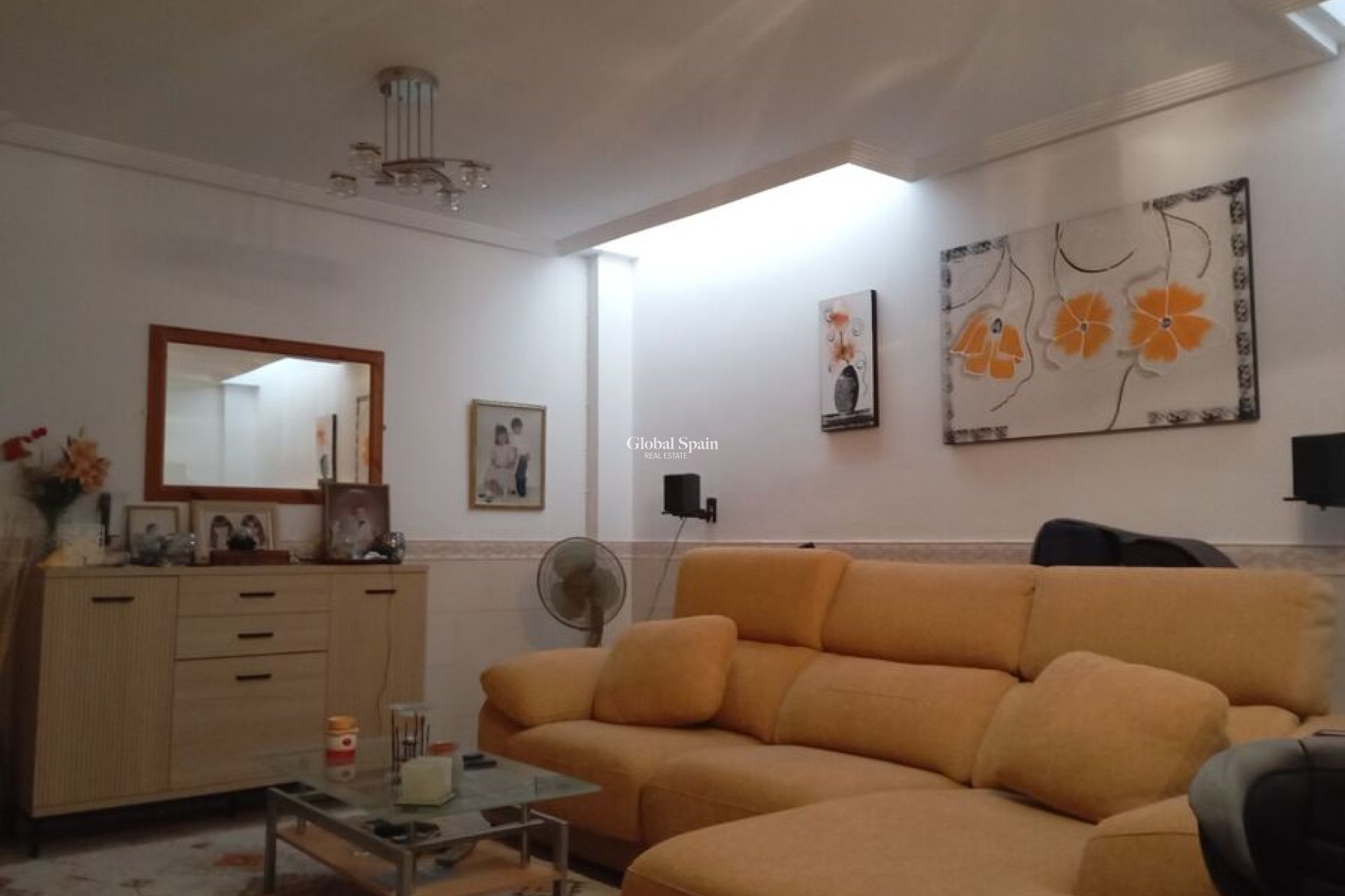 Wiederverkauf - HAUS -
CATRAL - Costa Blanca