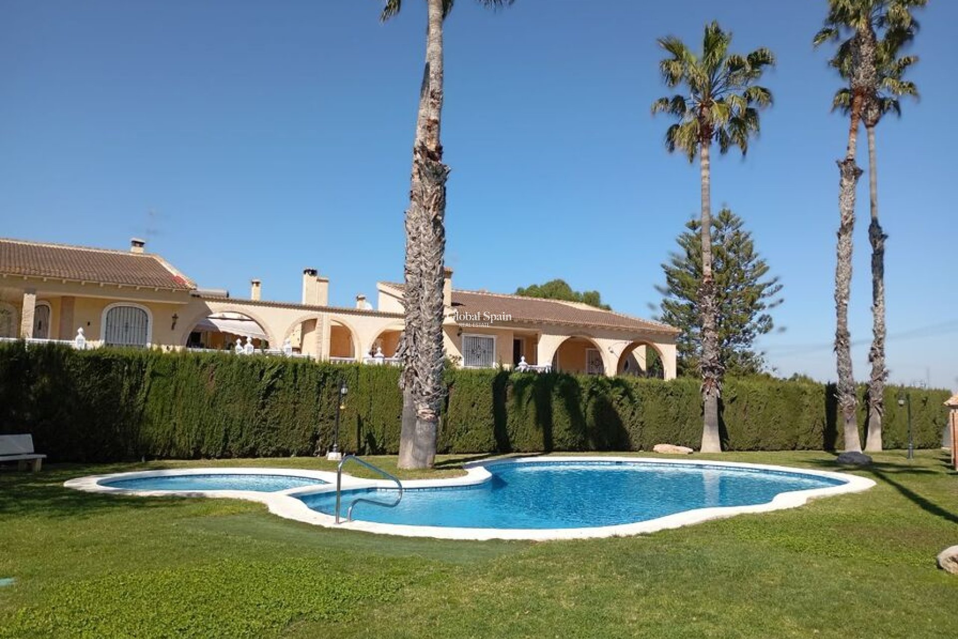 Wiederverkauf - HAUS -
CATRAL - Costa Blanca