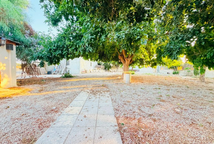 Wiederverkauf - HAUS -
CATRAL - Costa Blanca