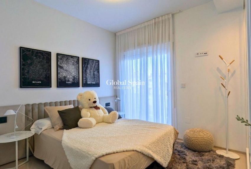 Wiederverkauf - HAUS -
CIUDAD QUESADA