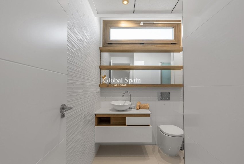 Wiederverkauf - HAUS -
CIUDAD QUESADA