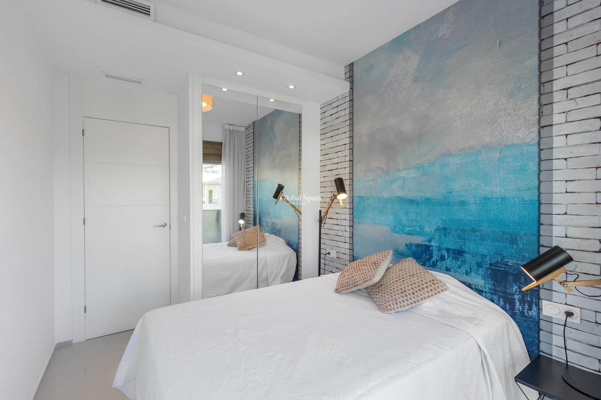 Wiederverkauf - HAUS -
CIUDAD QUESADA