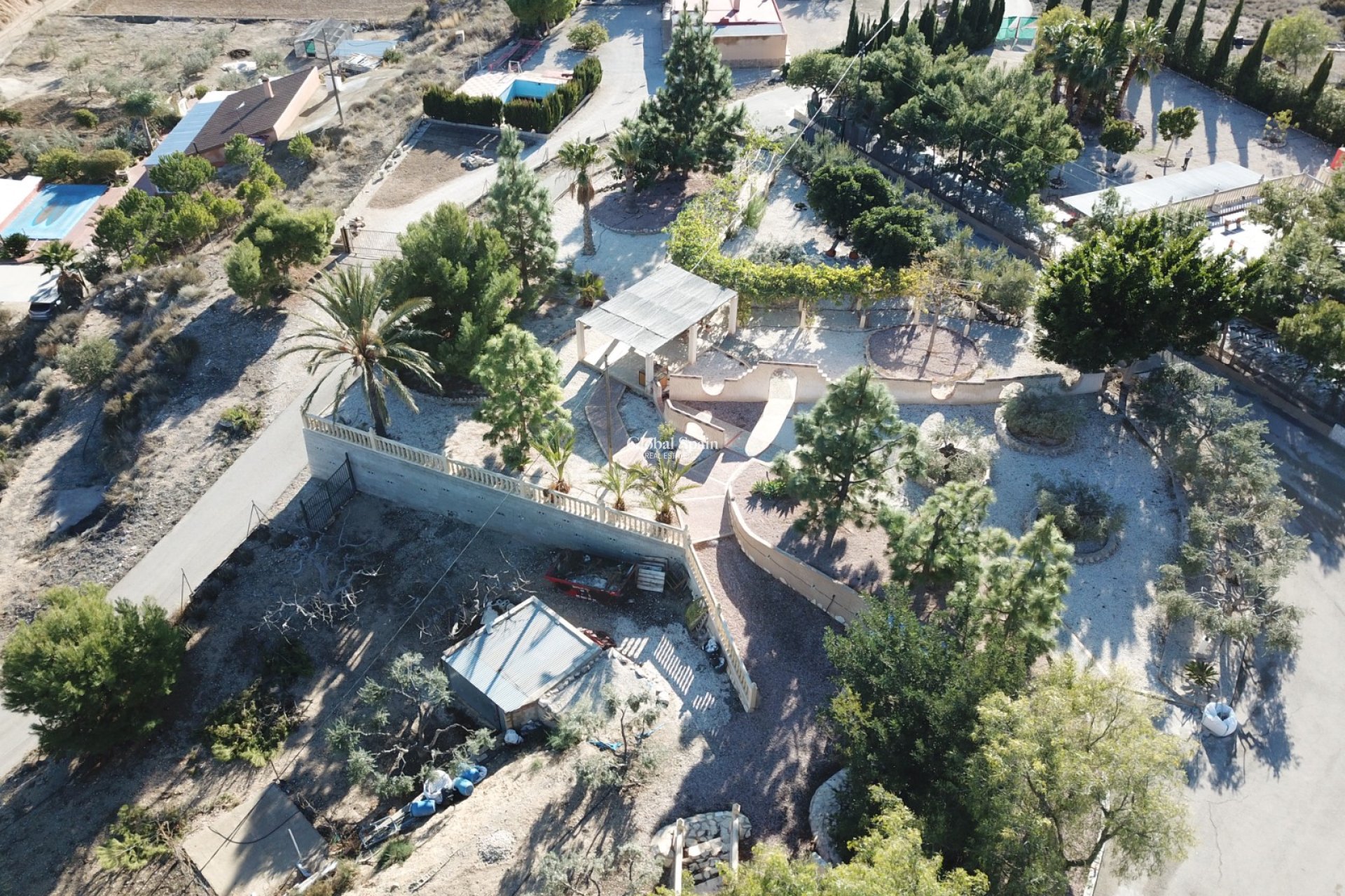 Wiederverkauf - HAUS -
CREVILLENTE - Inland