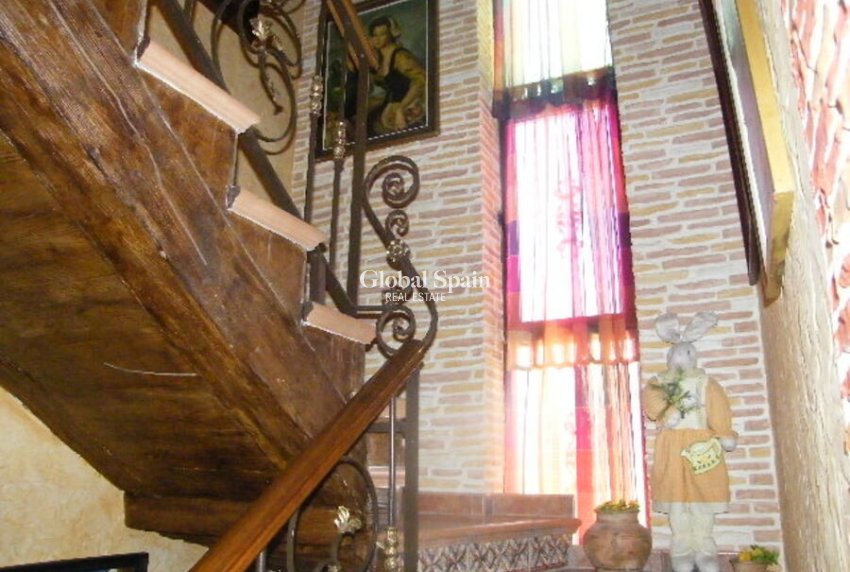 Wiederverkauf - HAUS -
DAYA NUEVA - Costa Blanca