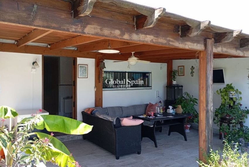 Wiederverkauf - HAUS -
DAYA NUEVA - Costa Blanca