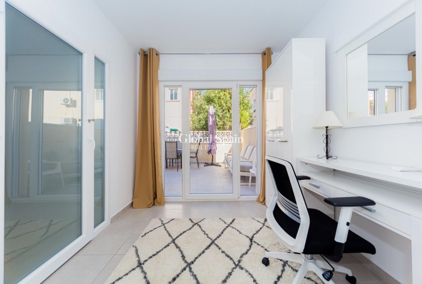 Wiederverkauf - HAUS -
DEHESA DE CAMPOAMOR - Costa Blanca