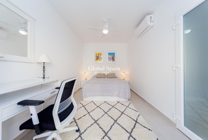 Wiederverkauf - HAUS -
DEHESA DE CAMPOAMOR - Costa Blanca