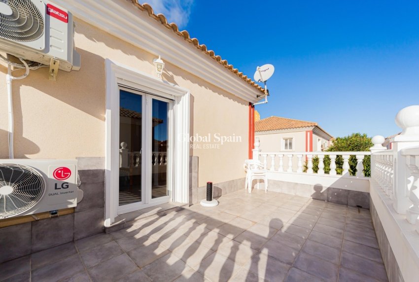 Wiederverkauf - HAUS -
DEHESA DE CAMPOAMOR - Costa Blanca
