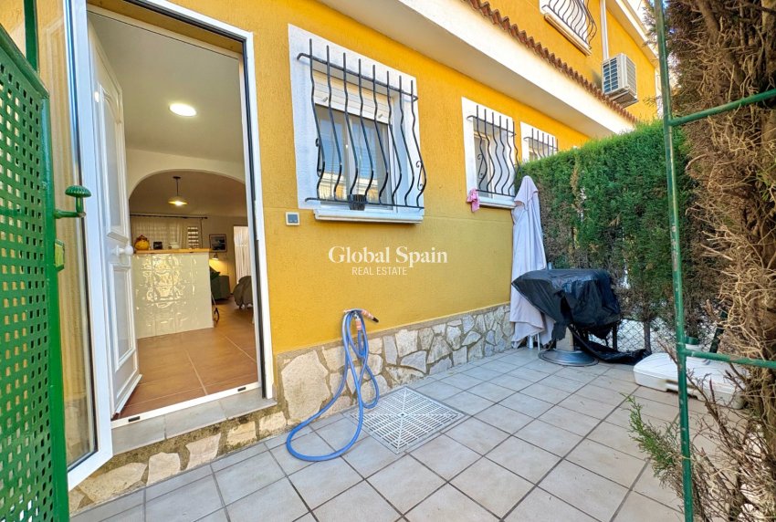 Wiederverkauf - HAUS -
DENIA - Les Marines - Las Marinas