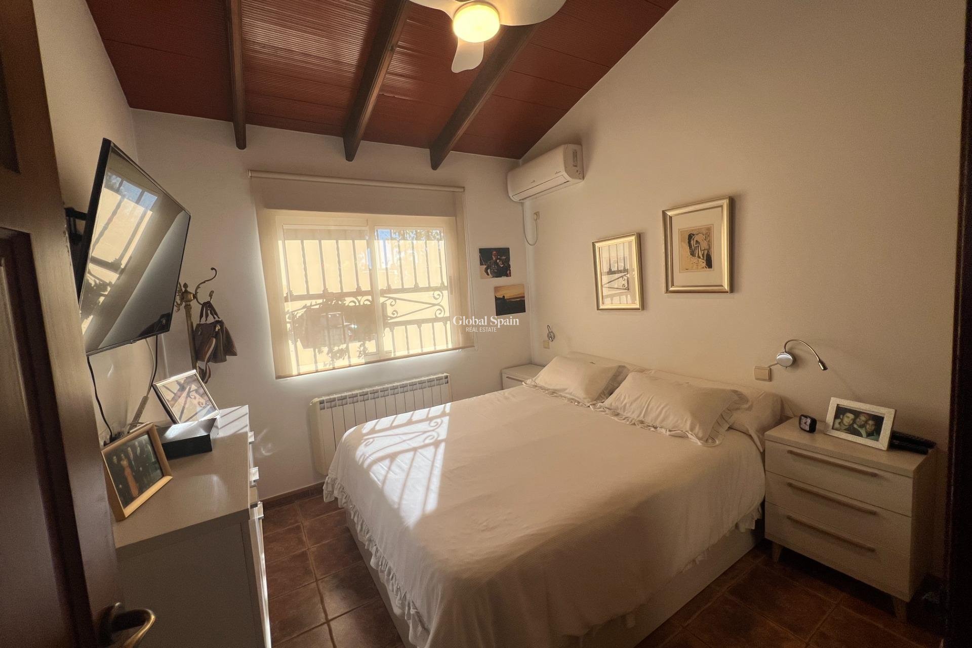 Wiederverkauf - HAUS -
DOLORES - Comunidad Valenciana