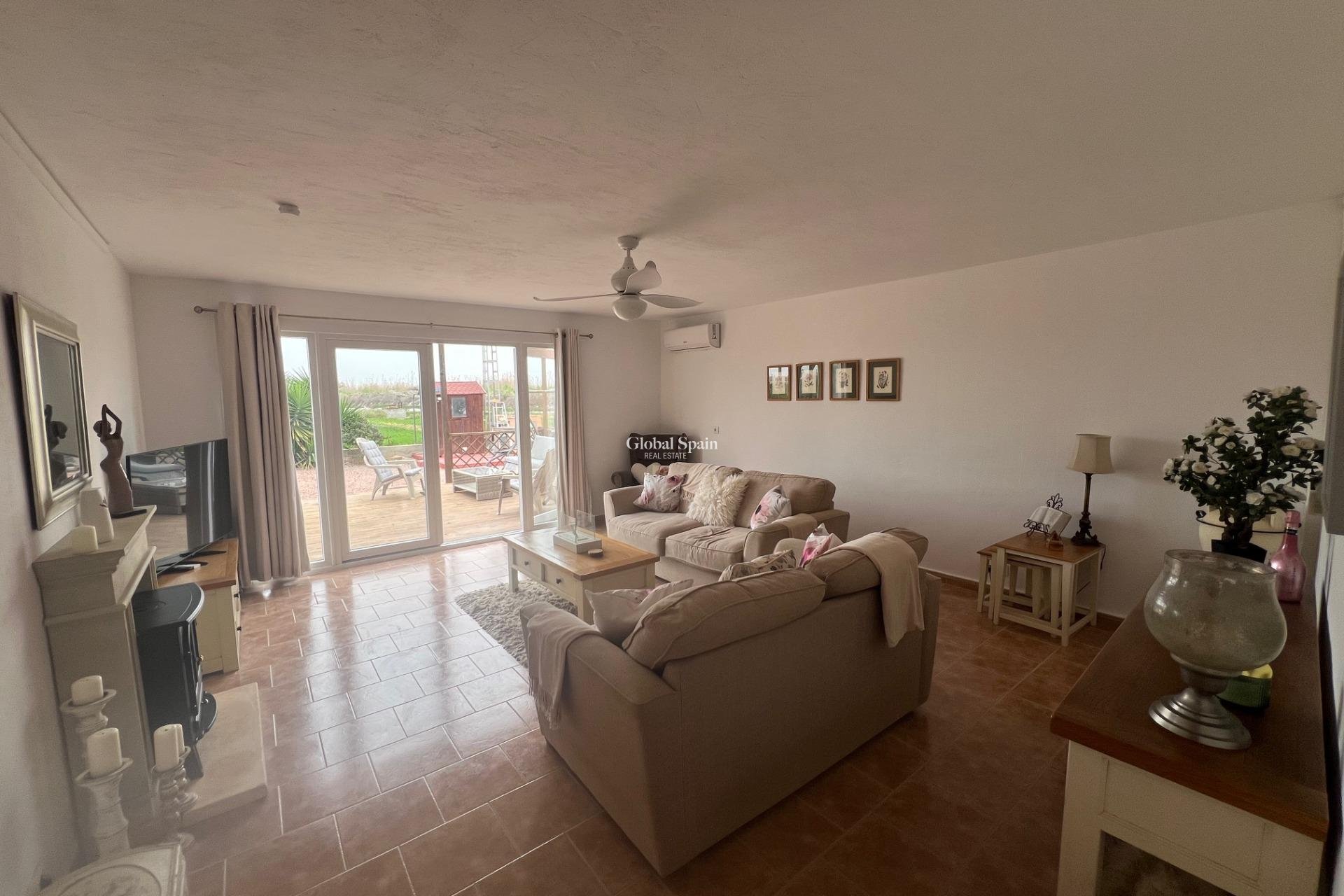 Wiederverkauf - HAUS -
DOLORES - Comunidad Valenciana