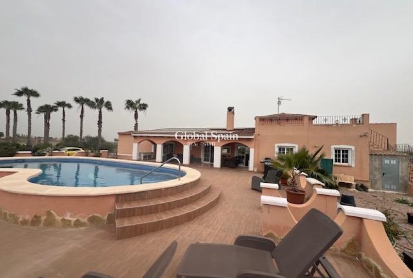 Wiederverkauf - HAUS -
DOLORES - Comunidad Valenciana